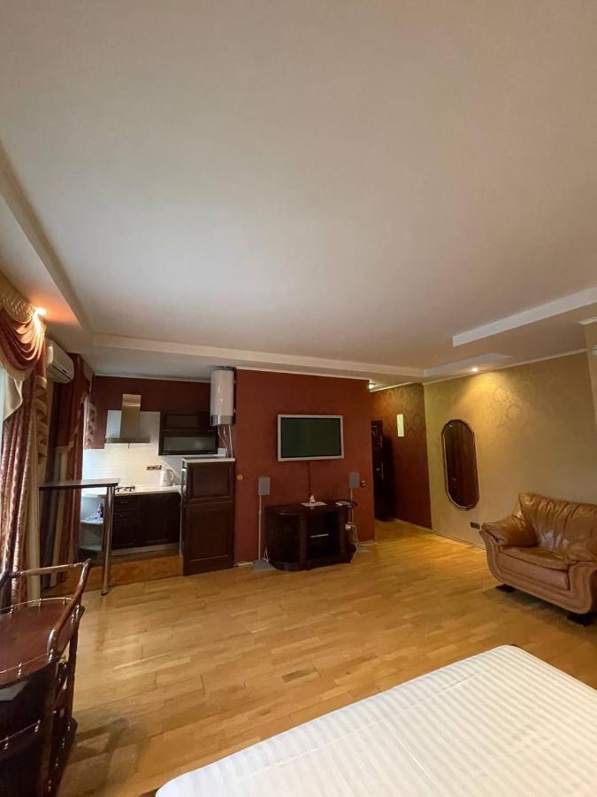 One Bedroom Kreschatik Str 4 Kiev Exterior foto